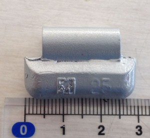 鉛製アルミ打込みウエイトNO５小箱２５ｇ（１８個/箱）１０箱